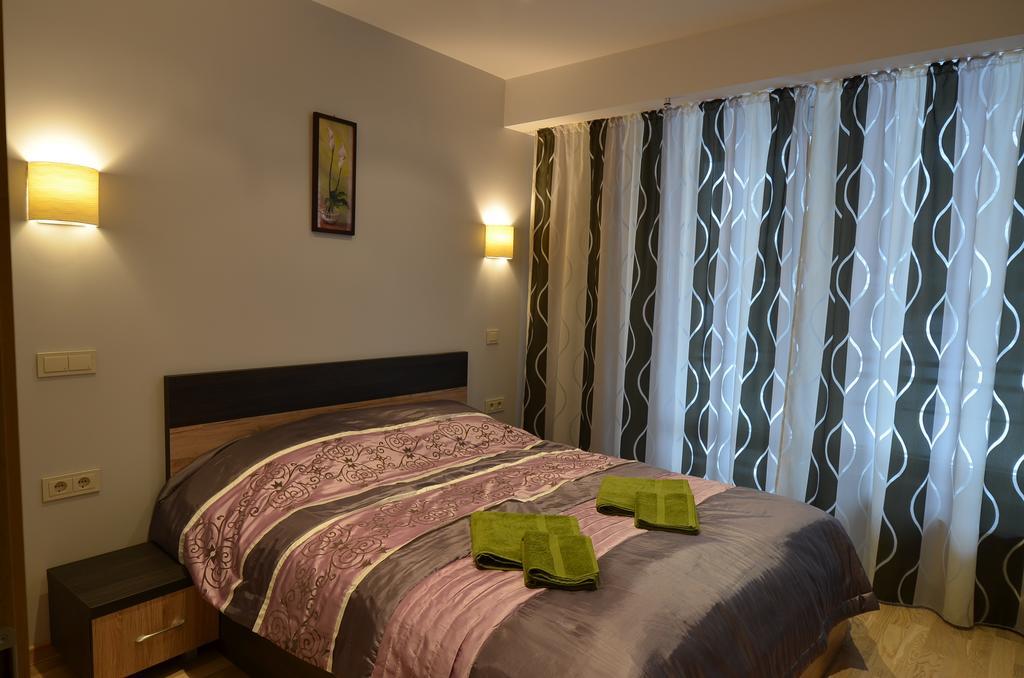 Апартаменти Aguona Apartament Друскінінкай Екстер'єр фото