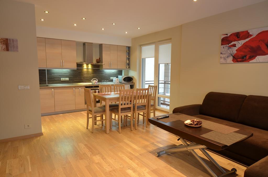 Апартаменти Aguona Apartament Друскінінкай Екстер'єр фото